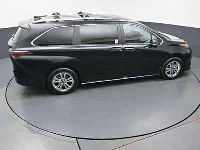 2024 Toyota Sienna Platinum 7 Passenger