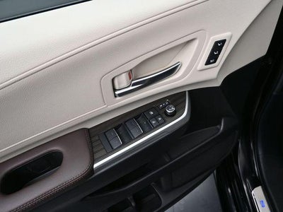 2024 Toyota Sienna Platinum 7 Passenger