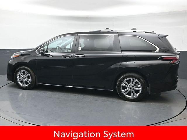 2024 Toyota Sienna Platinum 7 Passenger