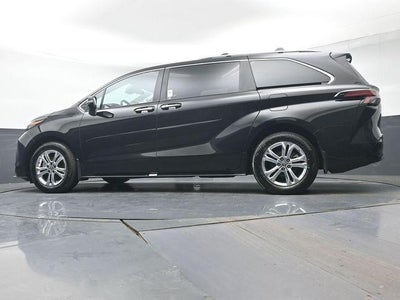 2024 Toyota Sienna Platinum 7 Passenger