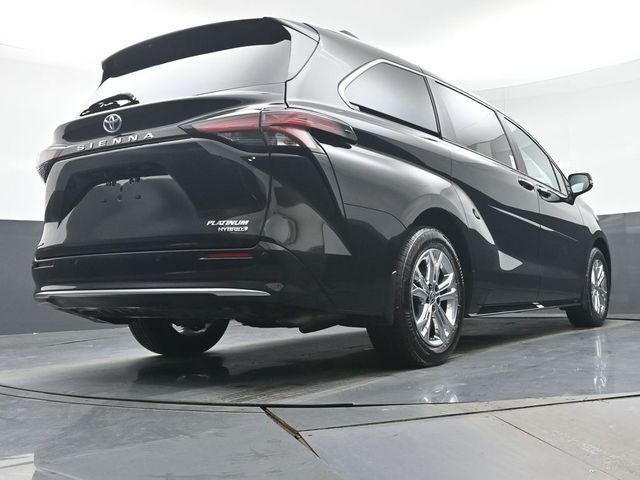2024 Toyota Sienna Platinum 7 Passenger