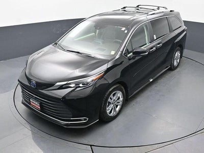2024 Toyota Sienna Platinum 7 Passenger