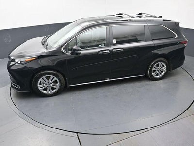 2024 Toyota Sienna Platinum 7 Passenger