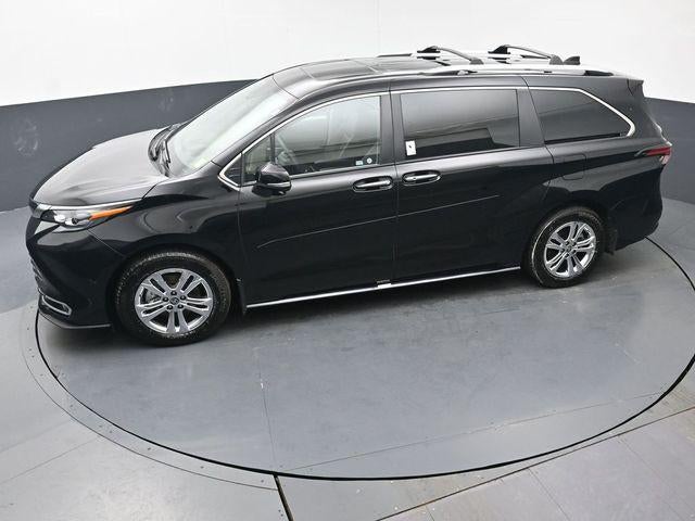 2024 Toyota Sienna Platinum 7 Passenger