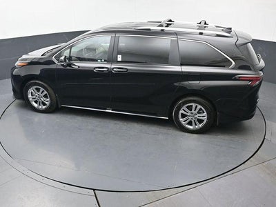 2024 Toyota Sienna Platinum 7 Passenger