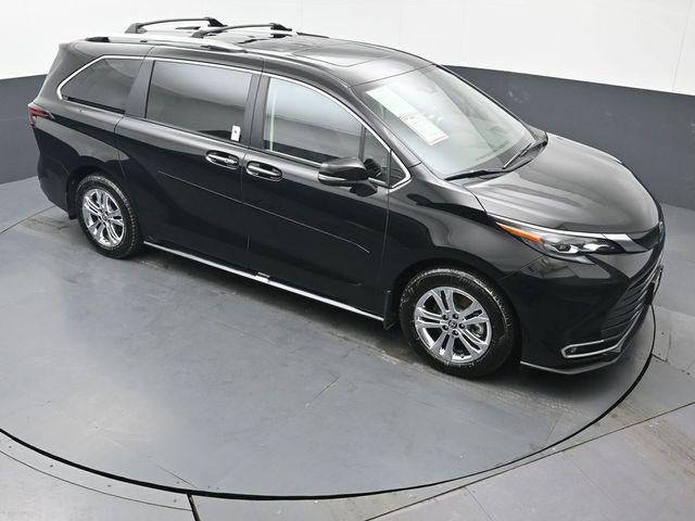 2024 Toyota Sienna Platinum 7 Passenger