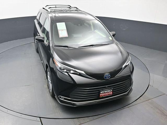2024 Toyota Sienna Platinum 7 Passenger