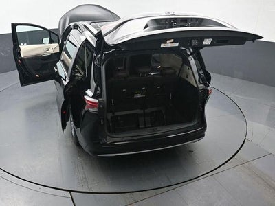 2024 Toyota Sienna Platinum 7 Passenger