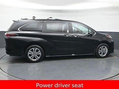 2024 Toyota Sienna Platinum 7 Passenger