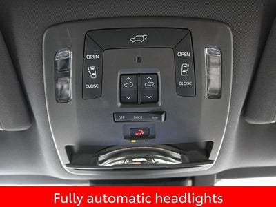 2023 Toyota Sienna Platinum 7 Passenger