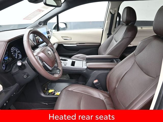 2023 Toyota Sienna Platinum 7 Passenger