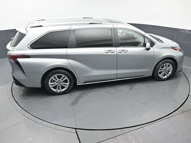 2023 Toyota Sienna Platinum 7 Passenger