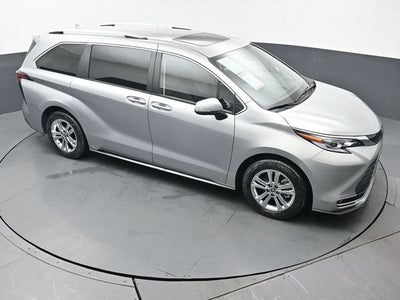 2023 Toyota Sienna Platinum 7 Passenger