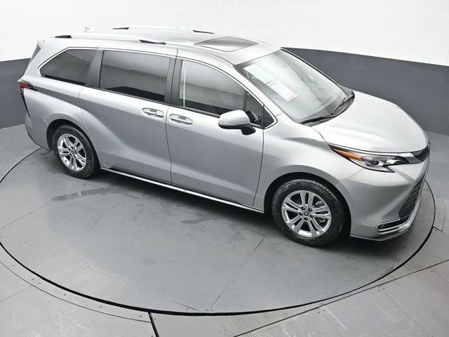 2023 Toyota Sienna Platinum 7 Passenger
