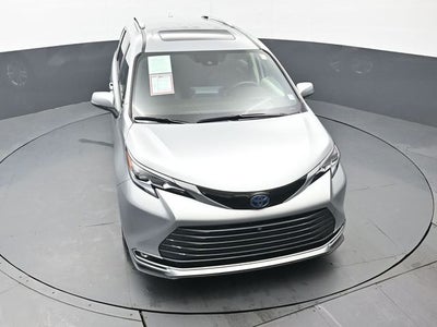 2023 Toyota Sienna Platinum 7 Passenger