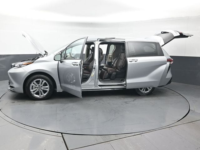 2023 Toyota Sienna Platinum 7 Passenger