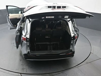 2023 Toyota Sienna Platinum 7 Passenger