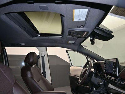 2023 Toyota Sienna Platinum 7 Passenger