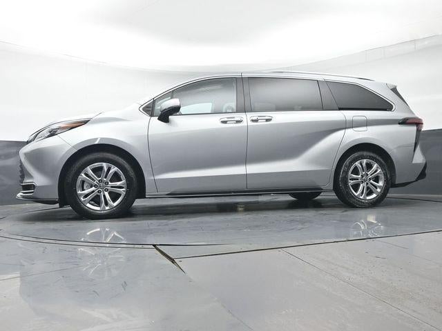 2023 Toyota Sienna Platinum 7 Passenger