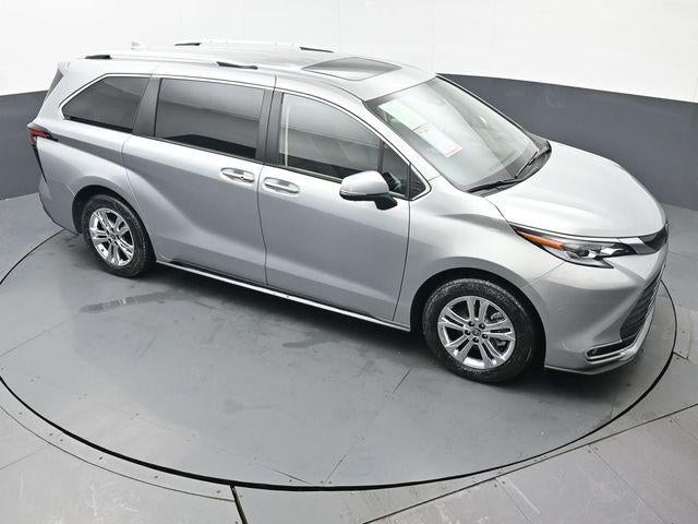 2023 Toyota Sienna Platinum 7 Passenger