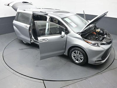 2023 Toyota Sienna Platinum 7 Passenger