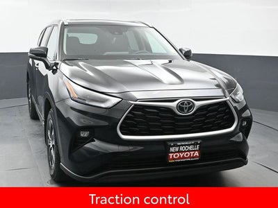 2026 Toyota Highlander Hybrid XLE