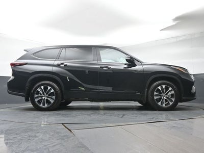 2026 Toyota Highlander Hybrid XLE