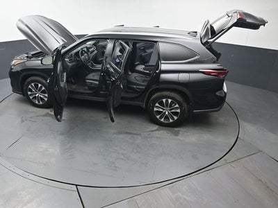 2026 Toyota Highlander Hybrid XLE