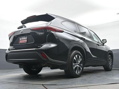 2026 Toyota Highlander Hybrid XLE