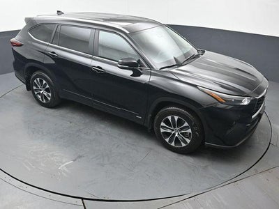 2026 Toyota Highlander Hybrid XLE