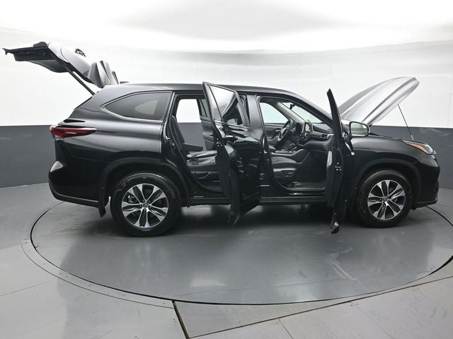 2026 Toyota Highlander Hybrid XLE