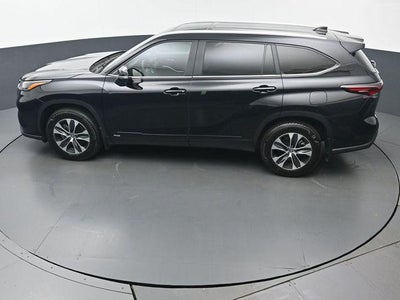 2026 Toyota Highlander Hybrid XLE