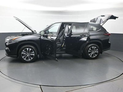 2026 Toyota Highlander Hybrid XLE