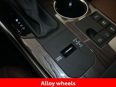 2025 Toyota Highlander Hybrid Limited 25th Edition