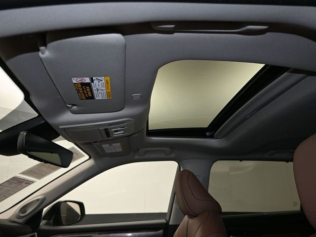 2025 Toyota Highlander Hybrid Limited 25th Edition