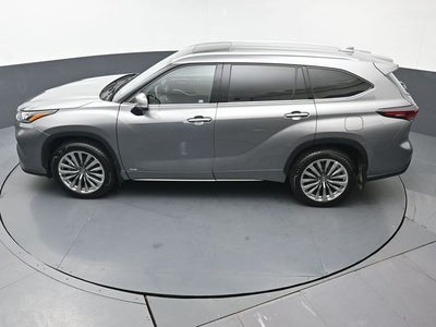2025 Toyota Highlander Hybrid Limited 25th Edition