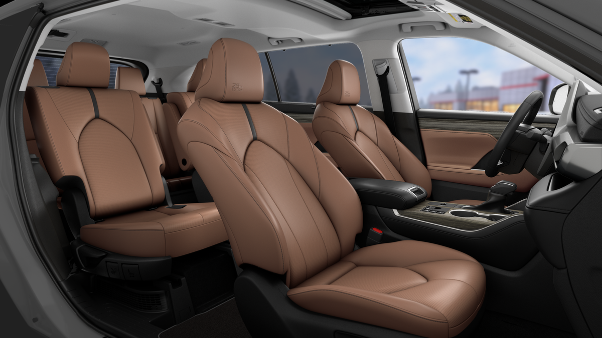 2025 Toyota Highlander Hybrid XLE