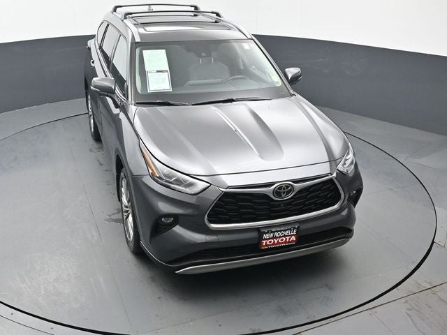 2023 Toyota Highlander Platinum