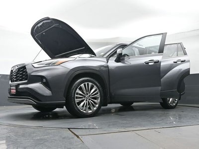 2023 Toyota Highlander Platinum