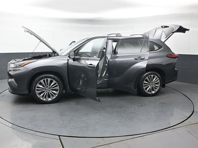 2023 Toyota Highlander Platinum