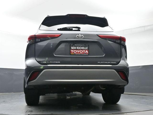 2023 Toyota Highlander Platinum