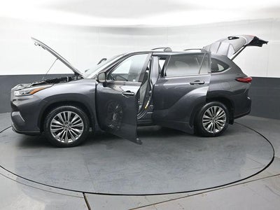 2023 Toyota Highlander Platinum