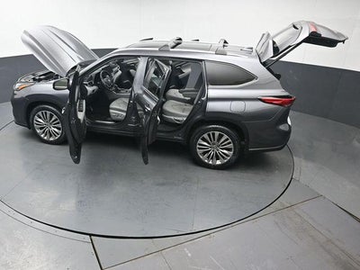 2023 Toyota Highlander Platinum