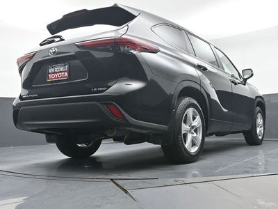 2025 Toyota Highlander LE