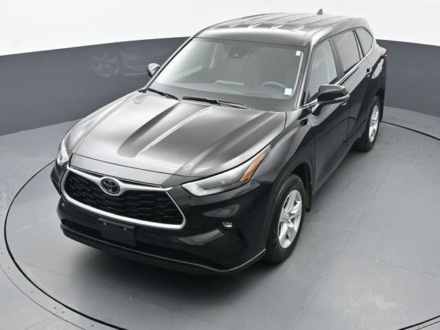 2025 Toyota Highlander LE