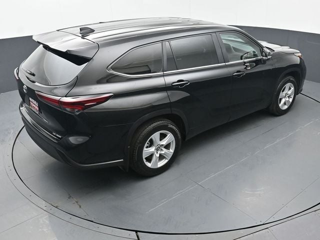 2025 Toyota Highlander LE