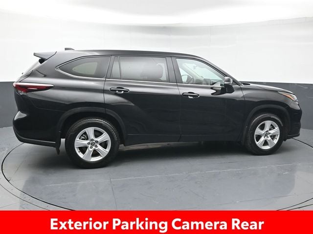 2025 Toyota Highlander LE