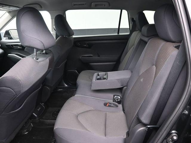 2025 Toyota Highlander LE