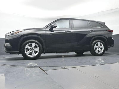 2025 Toyota Highlander LE