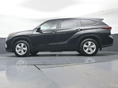 2025 Toyota Highlander LE